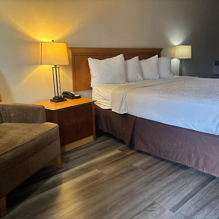 Skyway Inn - Seatac Zewnętrze zdjęcie