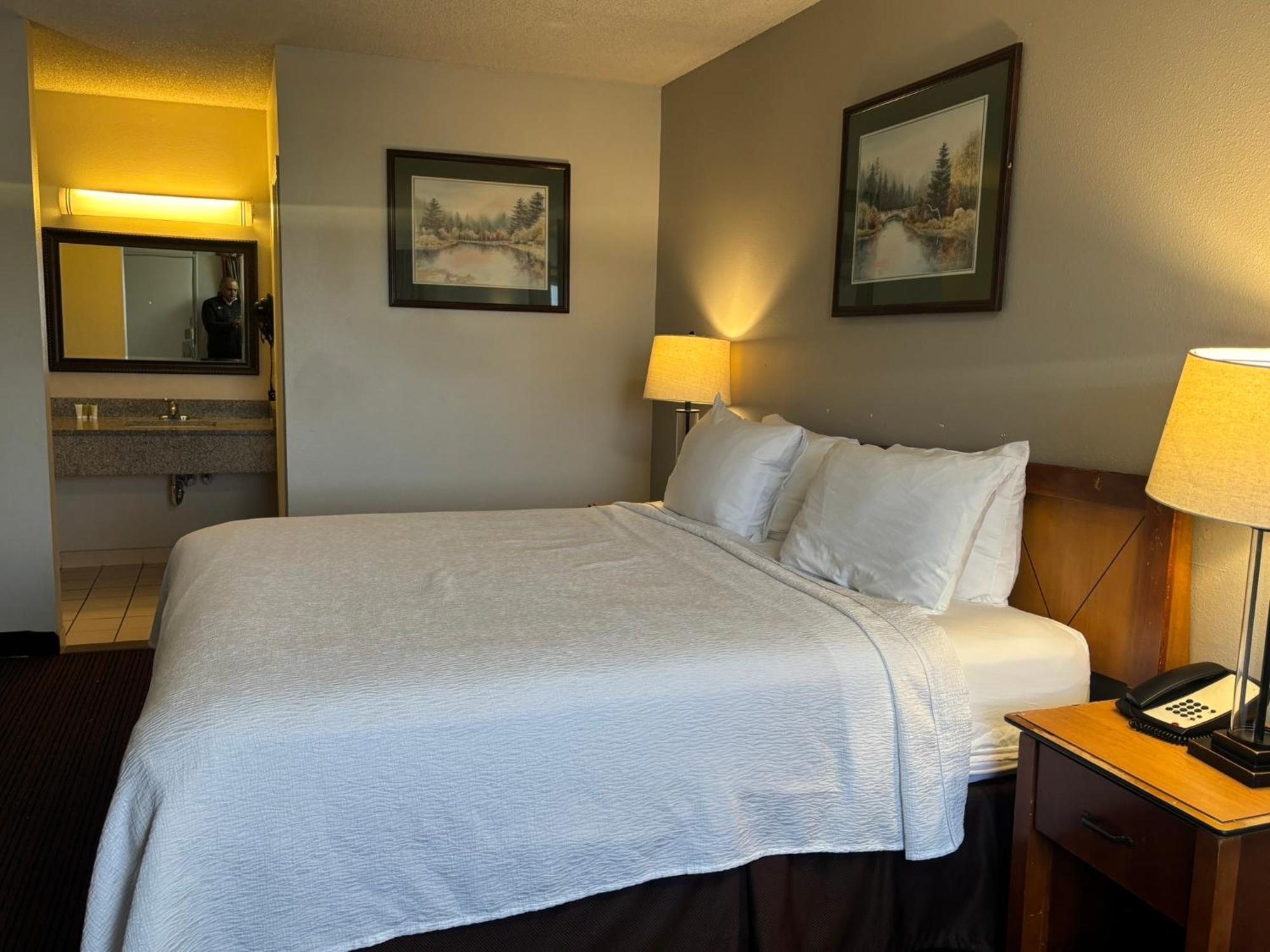 Skyway Inn - Seatac Zewnętrze zdjęcie